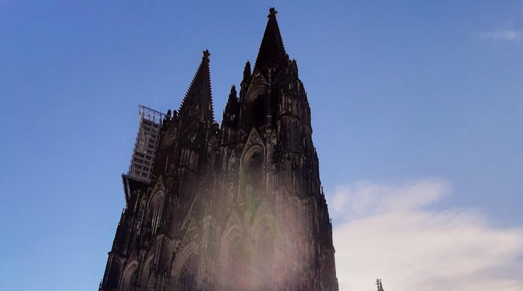 Foto: 12.4.2021 Stille am Dom während Corona-Pandemie 2021